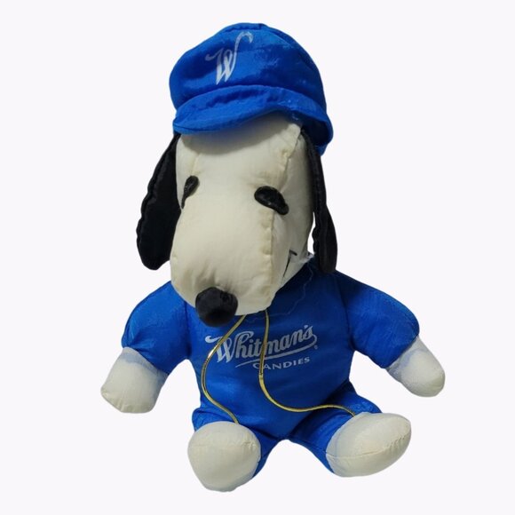 Peanuts Snoopy 7 inch Plush Beagle Dog Valentines Day Gift Whitmans Chocolates - Picture 1 of 10